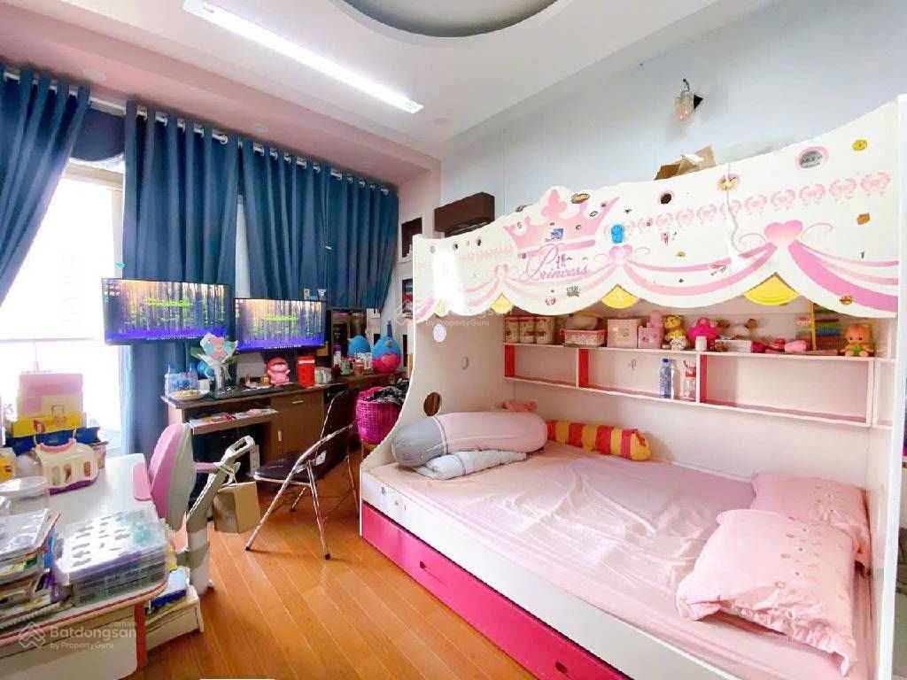 Bán gấp  hẻm xe hơi thông  hoàng hoa thám  45 m2  5 tầng  7.89 tỷ