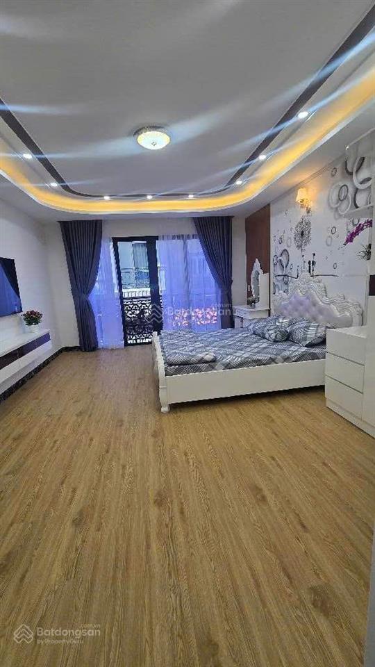 Hẻm xe hơi  giáp phú nhuận  ngay công viên gia định  40 m2  5 tầng  8.5 tỷ