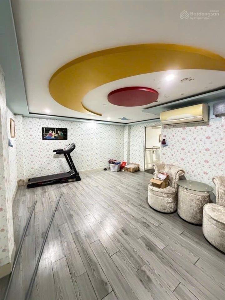 12.3 tỷ  115 m2  5 tầng  giáp phú nhuận  ngay công viên gia định  hẻm xe hơi  nguyễn kiệm