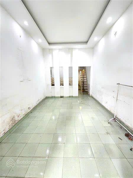 Gấp  hẻm xe hơi 6m  sát mặt tiền nguyễn xí  52 m2  nở hậu  7.35 tỷ