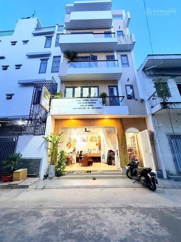 Hẻm nhựa 6m kinh doanh  ngay chợ phạm văn bạch  43 m2  5 tầng  7.45 tỷ