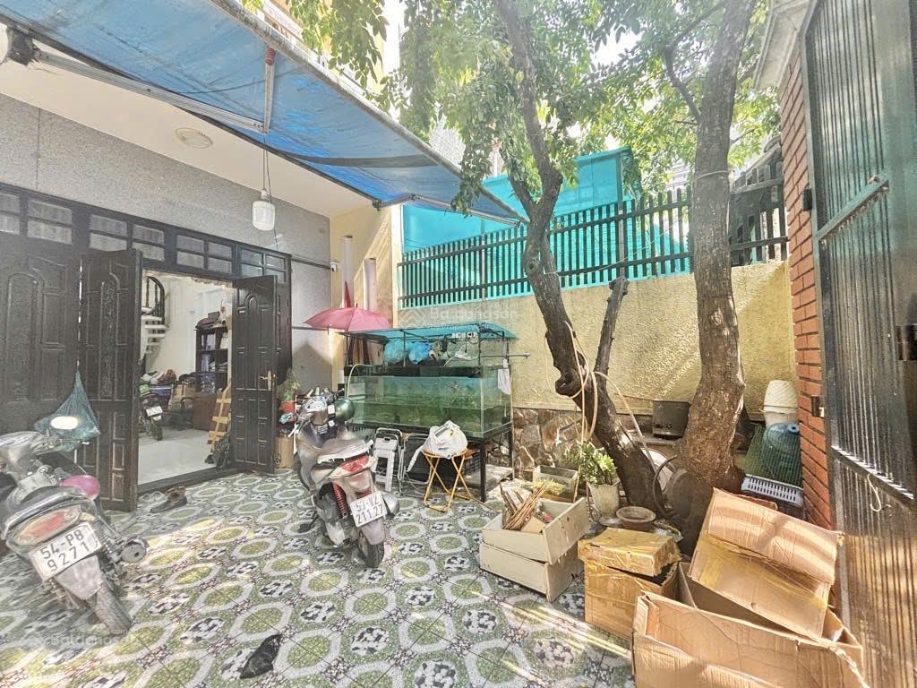 Bán gấp  hẻm xe hơi  ngay cityland  thống nhất  104 m2  4 tầng  8.89 tỷ