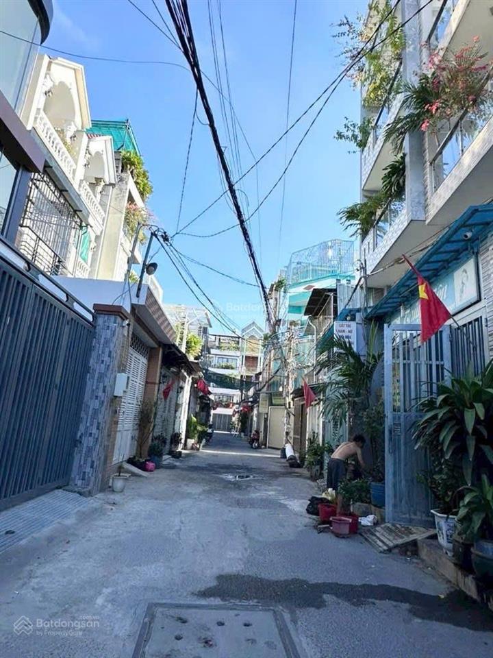 Hẻm xe hơi vf3  ngay công viên làng hoa  phạm văn chiêu  40 m2  4.97 tỷ