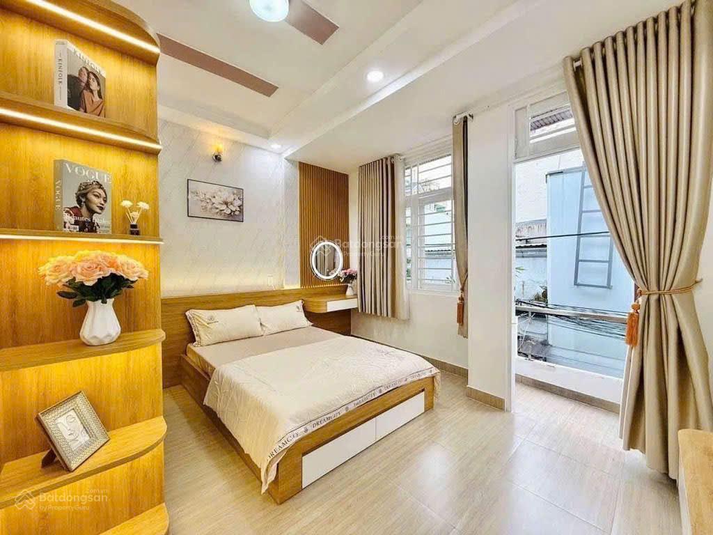 Hẻm xe hơi vf3  ngay công viên làng hoa  phạm văn chiêu  40 m2  4.97 tỷ