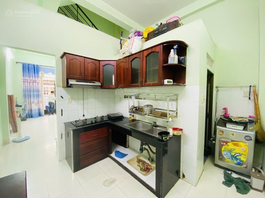 Phạm văn hai  hẻm 3.5m  sát mặt tiền  42 m2  3 tầng  7.7 tỷ