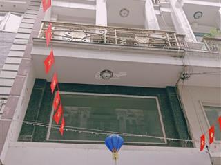 Bán gấp  hẻm xe hơi tránh  trần thị trọng  64 m²  5 tầng  8.6 tỷ