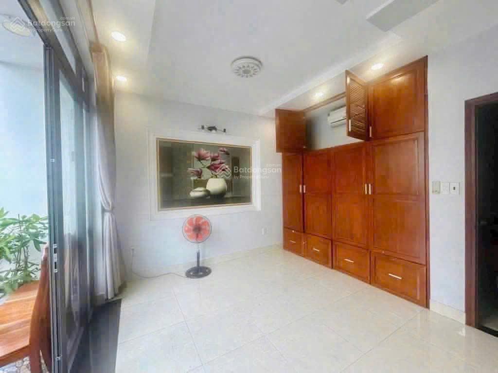 Hẻm xe hơi thông kinh doanh  nguyễn kiệm  60 m2 ( 6x10 )  4 tầng  8.99 tỷ