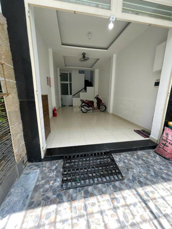 Bán gấp  lê văn sỹ  dòng tiền 40tr/th  55 m2  4 tầng (8 phòng)  8,29 tỷ