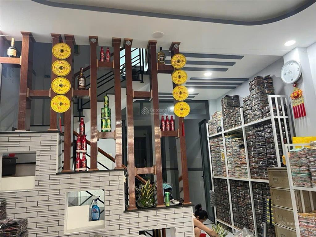 Bán gấp  ngay cv lê thị riêng  hẻm xe hơi  bành văn trân  79 m2  4 tầng  9,99 tỷ