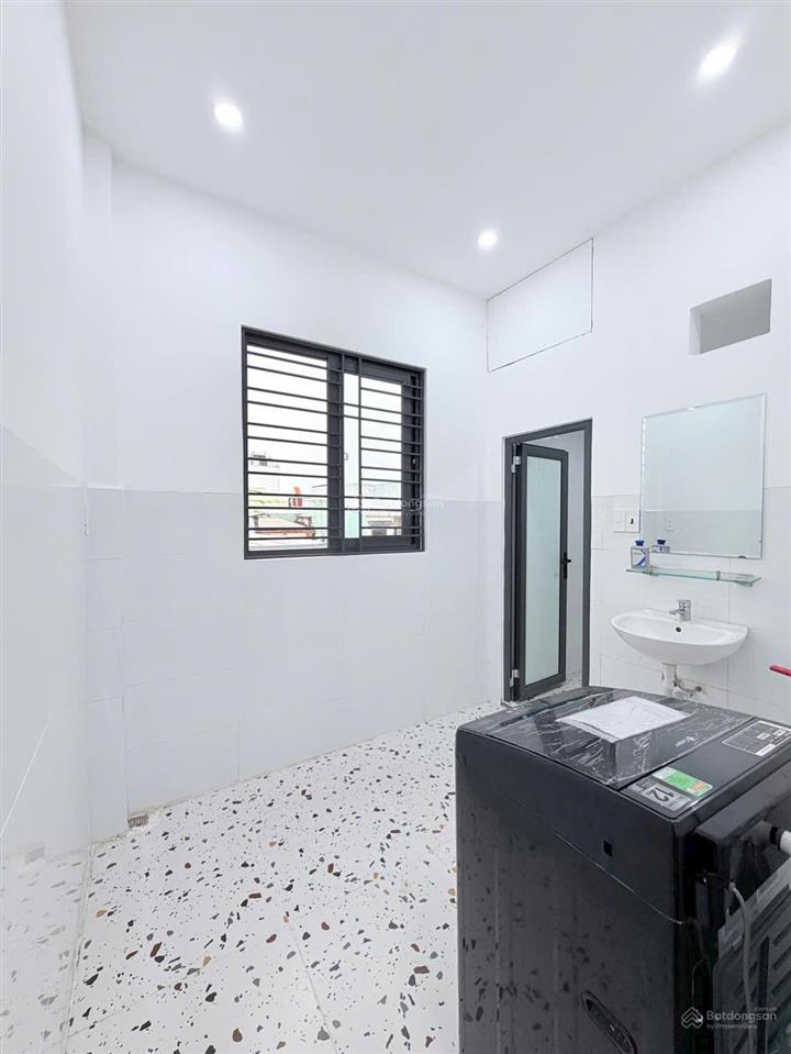 Cho thuê nhà 3 tầng kiệt 266 hoàng diệu