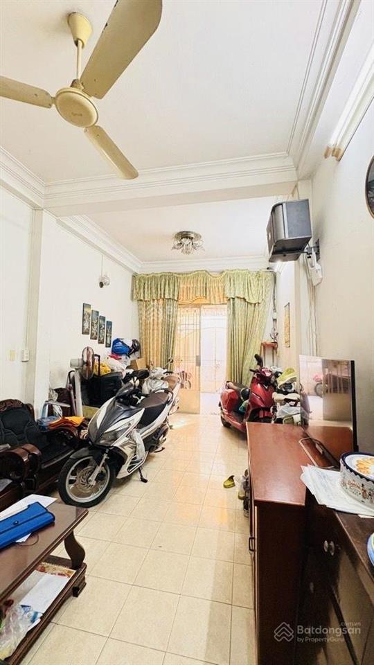 Chỉ 8,9 tỷ  nhà trọ 10pn 93,3m2 nở hậu  hẻm xe hơi tới cửa  bùi đình túy p24