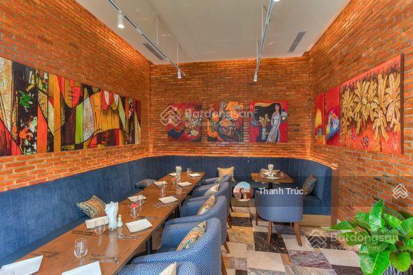 Nhà mặt tiền huỳnh văn bánh  lê văn sỹ p12 phú nhuận đường 2 chiều.