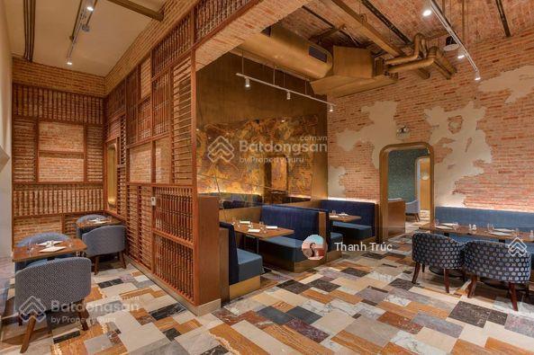 Nhà mặt tiền huỳnh văn bánh  lê văn sỹ p12 phú nhuận đường 2 chiều.