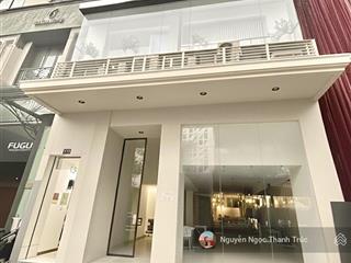 Mặt bằng vàng đồng khởi q1 ngang 8 giá 135tr