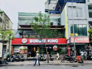 Tòa nhà mới xây khu bàu cát tân bình  trệt 4 lầu thang máy pccc. dt 10 x 20m trệt + 4 lầu