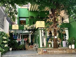 Villa khu phan xích long phú nhuận  9x20  sân vườn chỉ 54 triệu