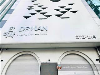 Mặt tiền ngang 10m  ba tháng hai vị trí kinh doanh đắc địa quận 10
