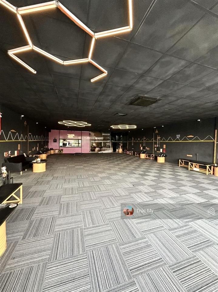 Cho thuê nhà mặt tiền ung văn khiêm, bình thạnh dt 3.000m view sông