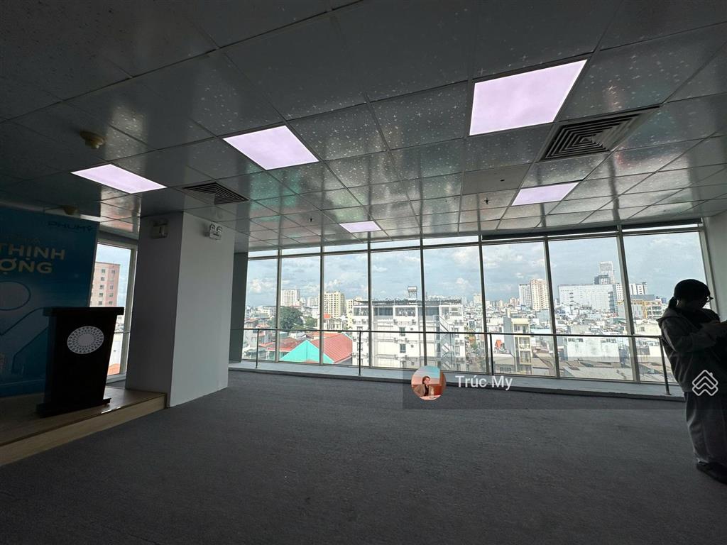 Nhà mt nguyễn gia trí (d2)  khu sinh viên sầm uất, bình thạnh