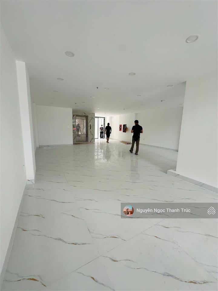 Cho thuê tòa nhà mặt tiền tân sơn nhì, quận tân phú hầm 6 lầu thang máy 200 triệu/tháng