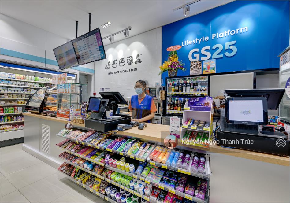 Mặt bằng ngang 12m  nguyễn thị thập, q7  khuôn viên rộng  dễ khai thác