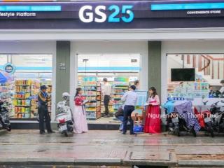 Mặt bằng ngang 12m  nguyễn thị thập, q7  khuôn viên rộng  dễ khai thác