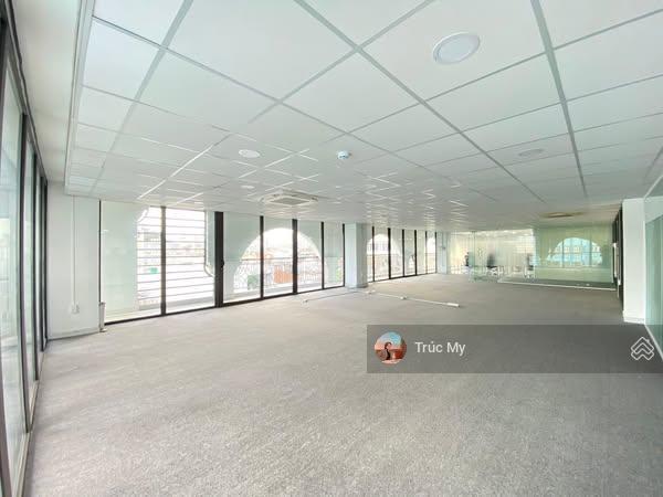 Building nguyễn đình chiểu quận 3  5 tầng  2 thang máy  pccc  dt 10x30m  220 triệu/tháng