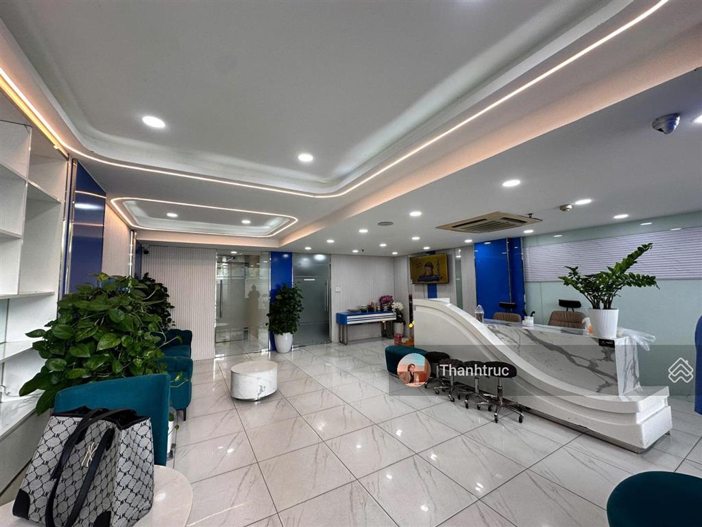 Building thạch thị thanh quận 1 | hầm + 5 lầu, thang máy