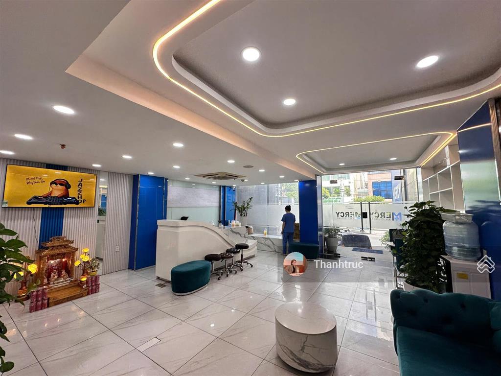 Building thạch thị thanh quận 1 | hầm + 5 lầu, thang máy