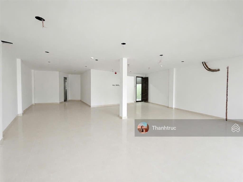 Nhà mặt tiền đẹp khu trung tâm thạch thị thanh