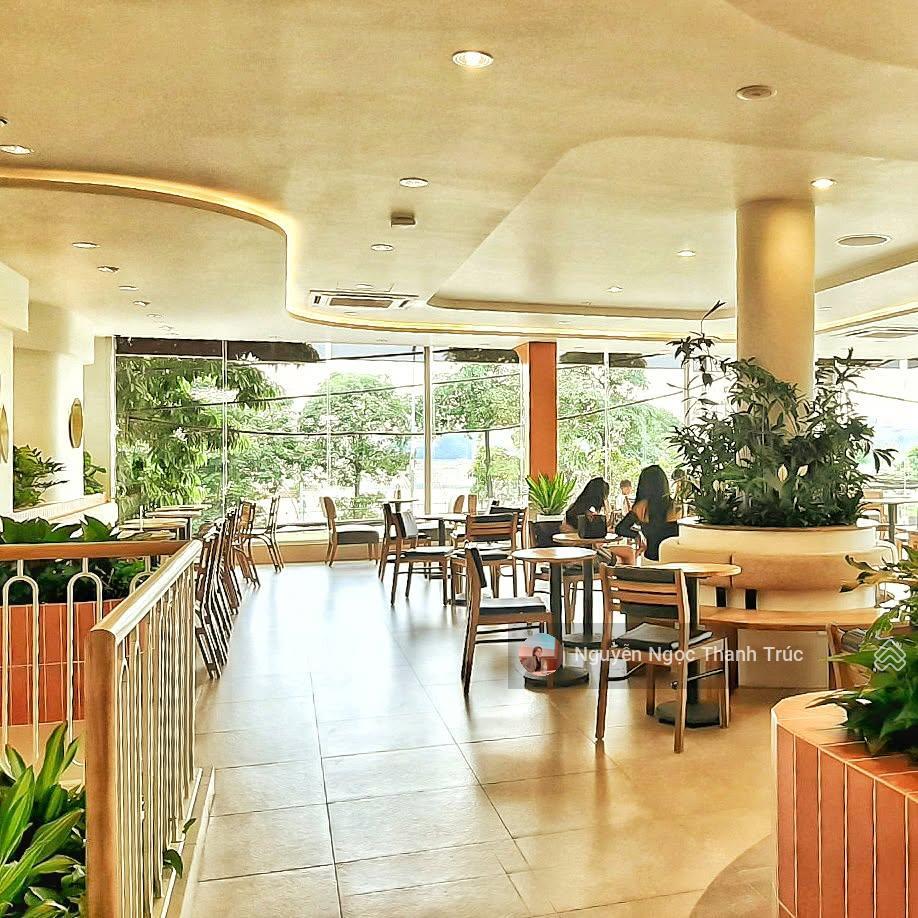 Cho thuê nhà diện tích lớn 1.500m mặt tiền kinh dương vương, bình tân