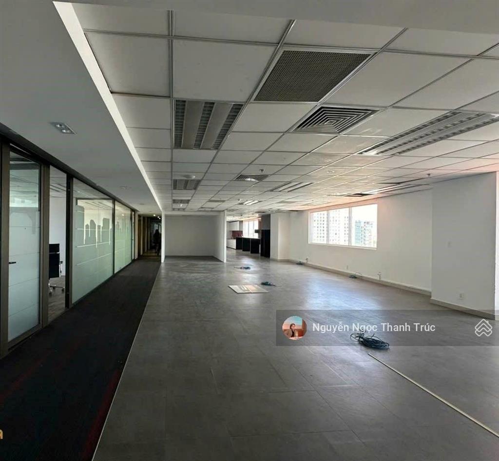 Building hùng vương, q5 5 tầng, thang máy, full pccc