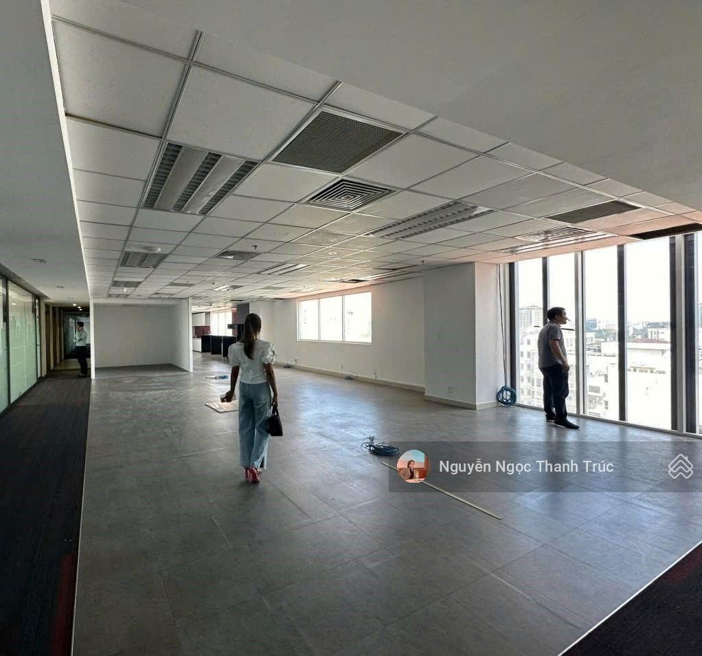 Building hùng vương, q5 5 tầng, thang máy, full pccc