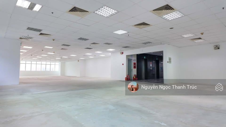 Cho thuê tòa nhà khu cư xá tự do  cách mạng tháng 8, tân bình  hầm 5 lầu  100tr