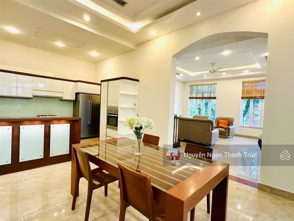 Cho thuê biệt thự trần ngọc diện, quận 2 dtsd 400m trệt 2 lầu 90 triệu/tháng
