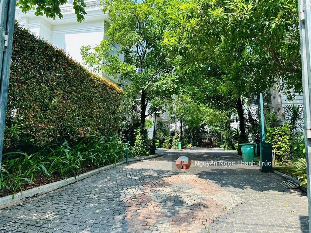 Cho thuê biệt thự trần ngọc diện, quận 2 dtsd 400m trệt 2 lầu 90 triệu/tháng