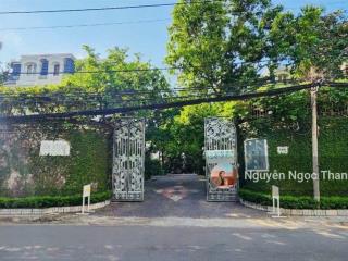 Cho thuê biệt thự trần ngọc diện, quận 2 dtsd 400m trệt 2 lầu 90 triệu/tháng