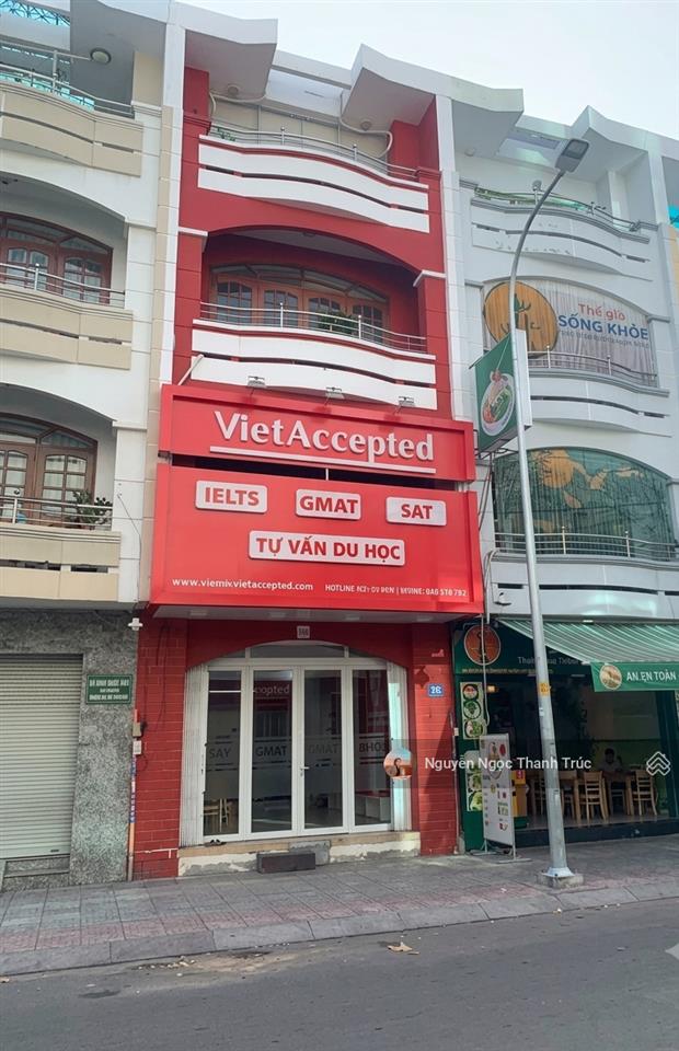 Cho thuê nhà trần nhật duật, q1 dt 10x20m trệt + 3 lầu 160 triệu/tháng