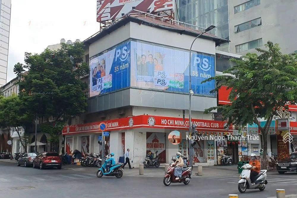 Cho thuê góc 2 mặt tiền huỳnh thúc kháng & hồ tùng mậu, quận 1, dt 20x20m,trệt,2lầu,300 triệu/tháng