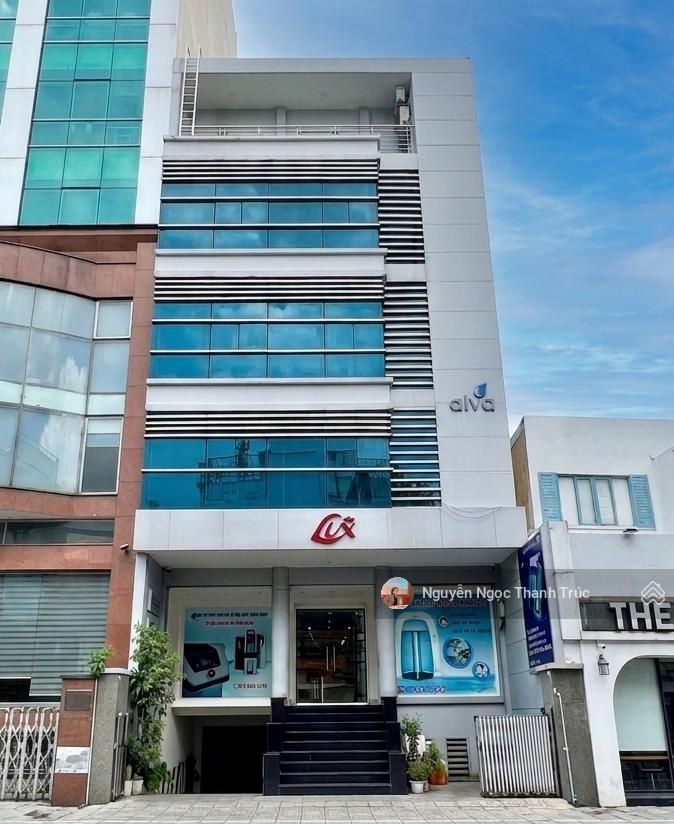 Cho thuê tòa nhà đường c1, tân bình. dt 10 x 10m. hầm, 4 lầu, thang máy, pccc. 70 triệu/tháng.