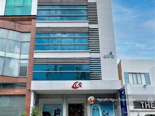 Cho thuê tòa nhà đường c1, tân bình. dt 10 x 10m. hầm, 4 lầu, thang máy, pccc. 70 triệu/tháng.