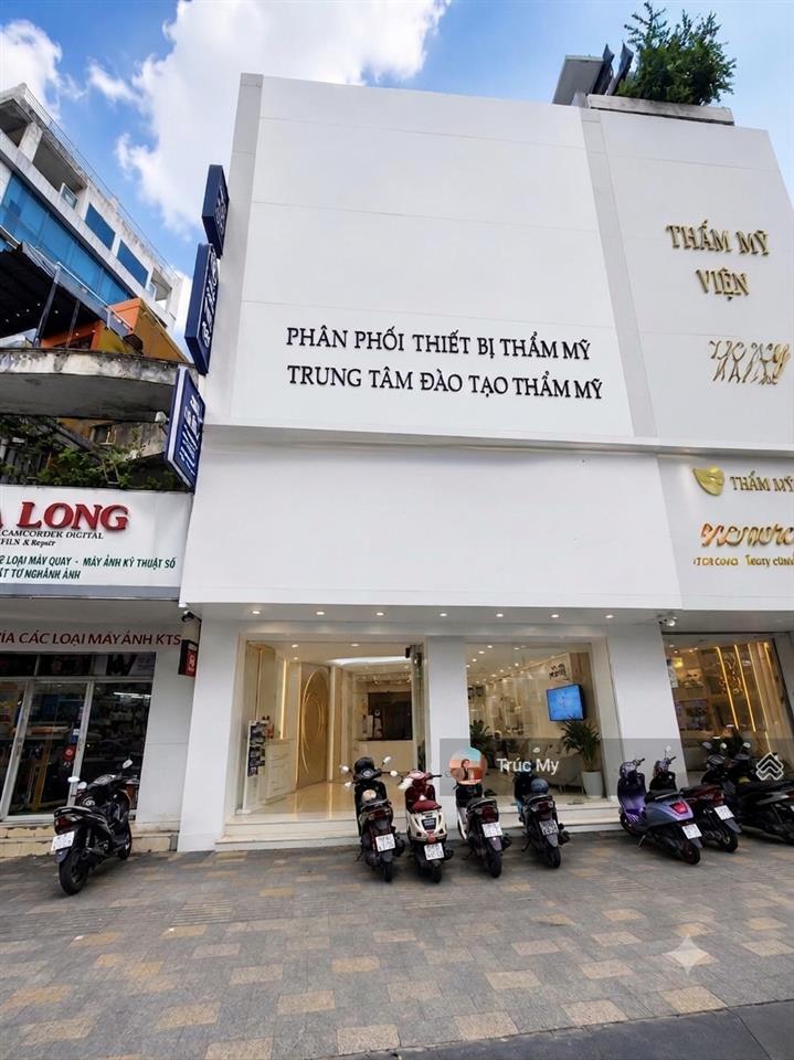 Cho thuê căn đôi mặt tiền trần hưng đạo, quận 1 dt 10x20m trệt 3 lầu 130 triệu/tháng