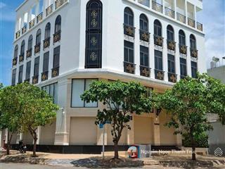 Tòa nhà góc 2mt đường số 11, phường an phú, quận 2 dt 16x20m dtsd 1.400m hầm 5 tầng 250 triệu/tháng