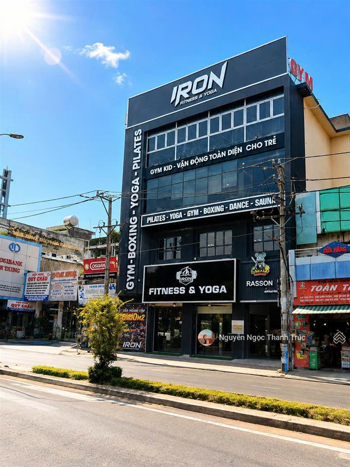Cho thuê tòa nhà mặt tiền lý thường kiệt, tân bình dt 14x32m hầm, trệt, lửng, 5 lầu 250 triệu/tháng