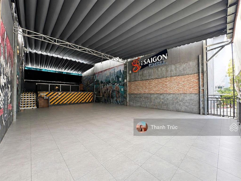 Cho thuê nhà góc 2 mt nguyễn đình chiểu q1  9x20m  120 triệu