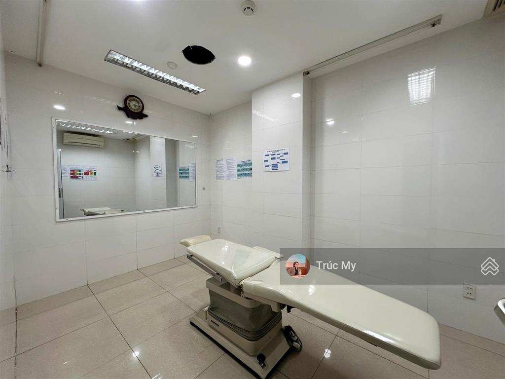 Cho thuê tòa nhà mặt tiền bùi thị xuân, quận 1  dt 8x25m  trệt 4 lầu  160 triệu/tháng