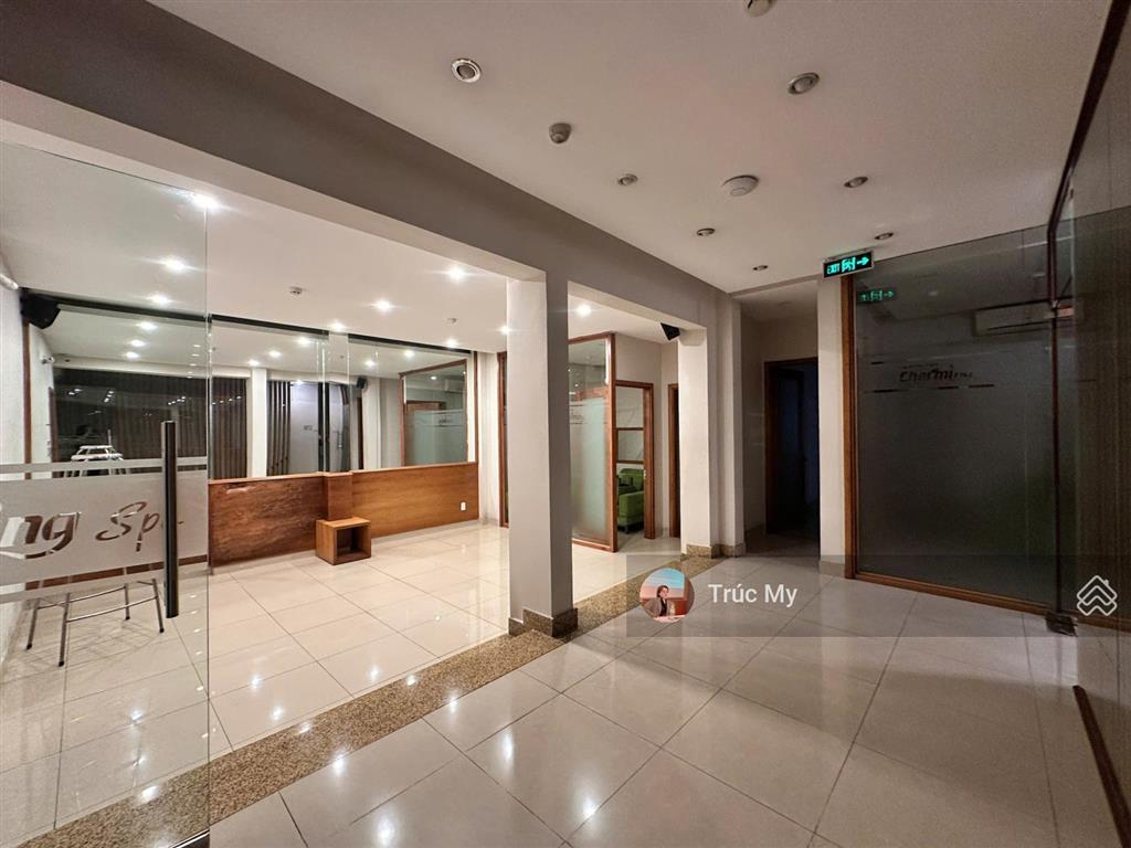 Cho thuê tòa nhà mặt tiền bùi thị xuân, quận 1  dt 8x25m  trệt 4 lầu  160 triệu/tháng