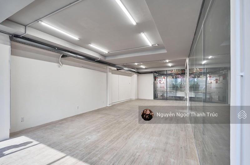 Nhà mặt tiền nguyễn văn thương, bình thạnh dt 9x20m trệt 3 lầu, sân thượng 70 triệu/tháng