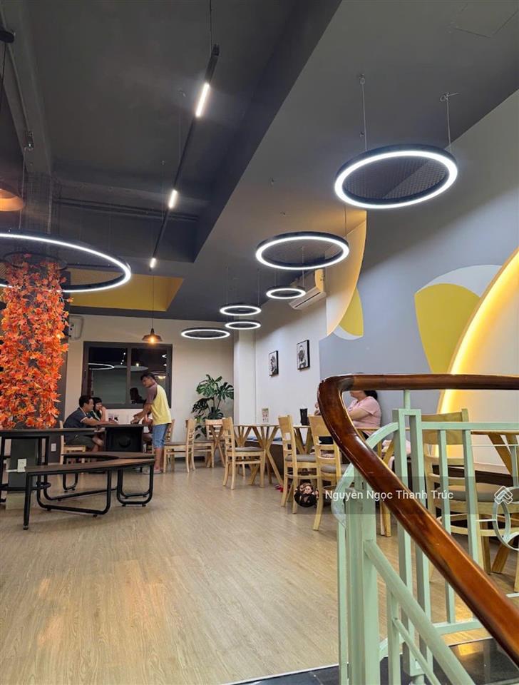 Cho thuê nhà bình thới, q11 dt 15x20m trệt + 2 lầu 65 triệu/tháng