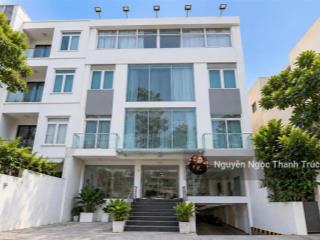 Cho thuê nhà nguyễn hoàng, q2 dt 12x22m hầm + trệt + 3 lầu 100 triệu/tháng
